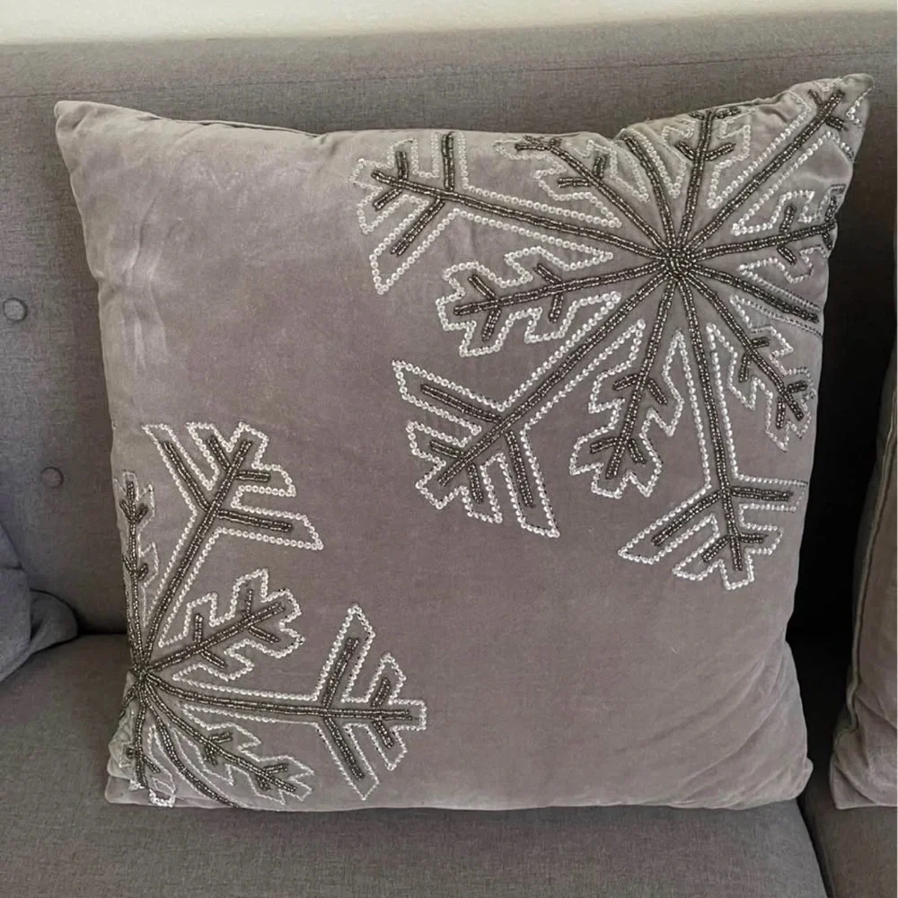 2 Beaded snowflake pillows